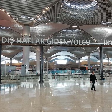 akra turkiye yolcularin pasaportta bekleme sureleri kisalacak